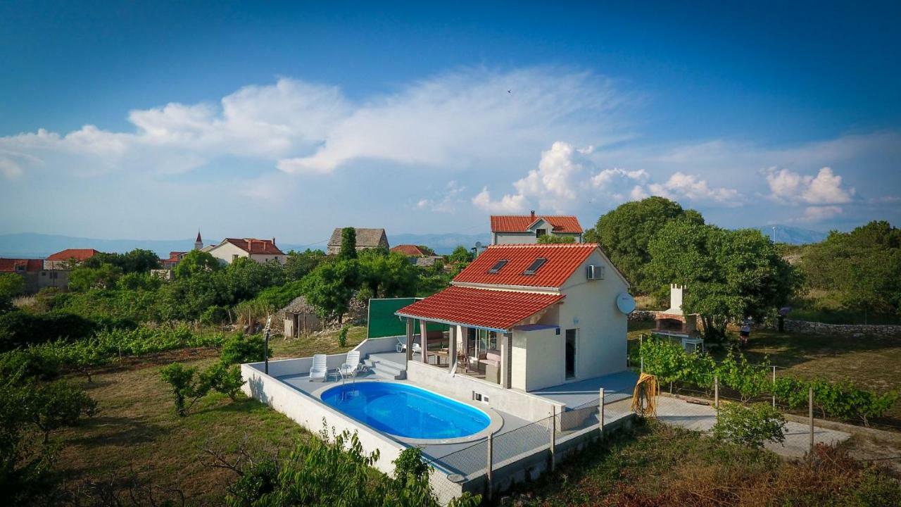 Villa Baras Garden - House With Pool Mirca  Bagian luar foto